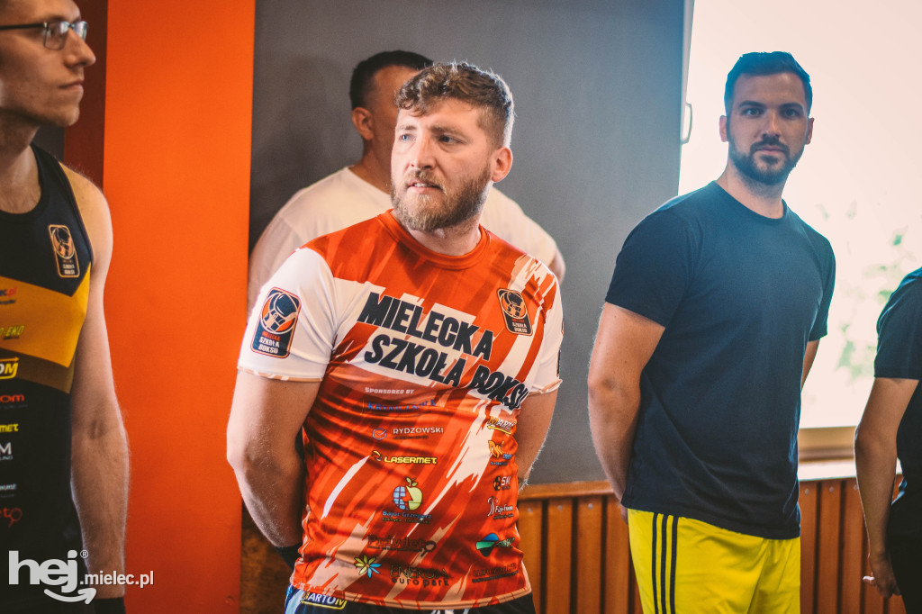 Krzysztof „Diablo” Włodarczyk w Mieleckiej Szkole Boksu