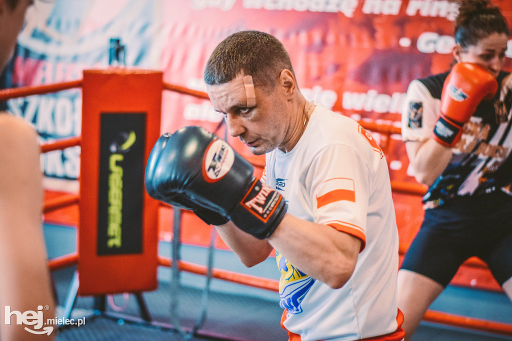 Krzysztof „Diablo” Włodarczyk w Mieleckiej Szkole Boksu