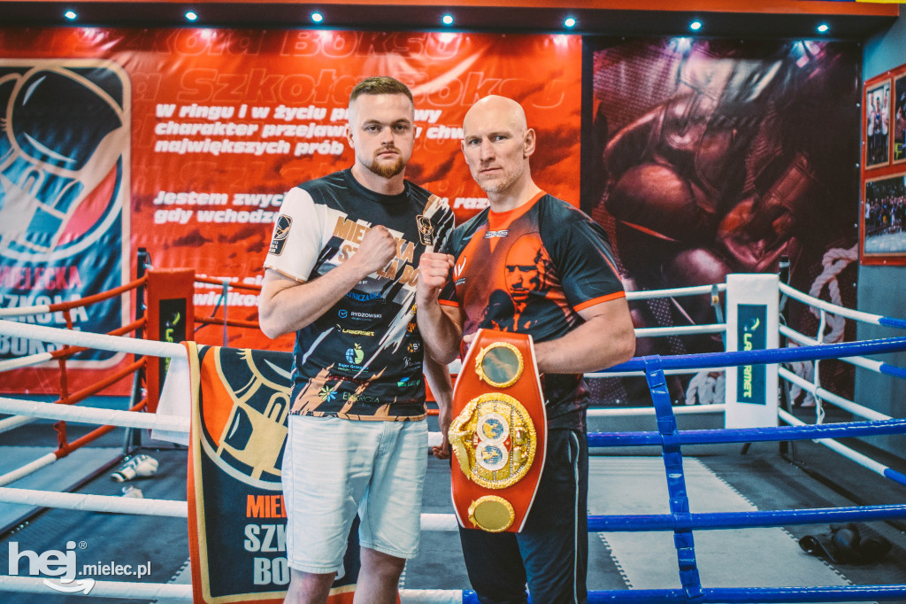 Krzysztof „Diablo” Włodarczyk w Mieleckiej Szkole Boksu