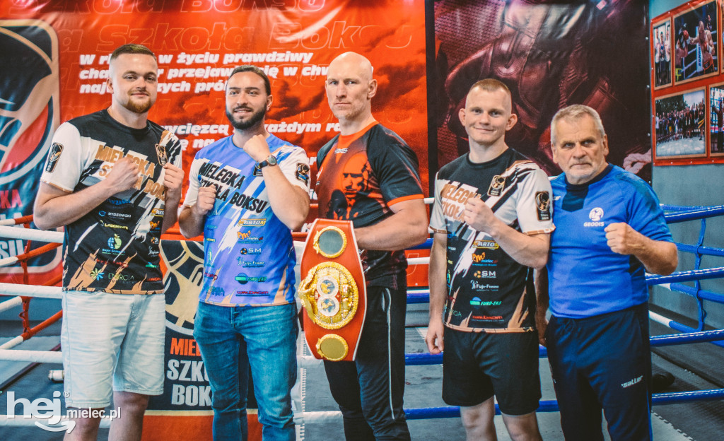 Krzysztof „Diablo” Włodarczyk w Mieleckiej Szkole Boksu