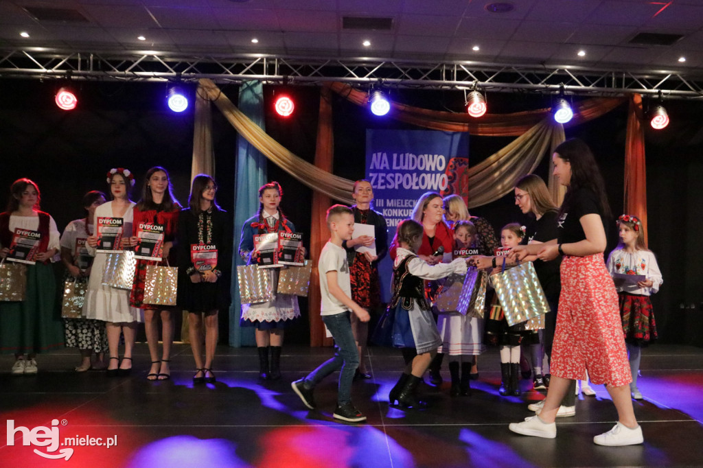 Konkurs „Na ludowo - zespołowo