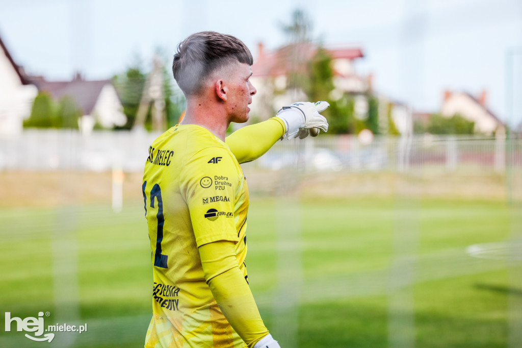 Victoria Czermin	0-0	Stal II Mielec