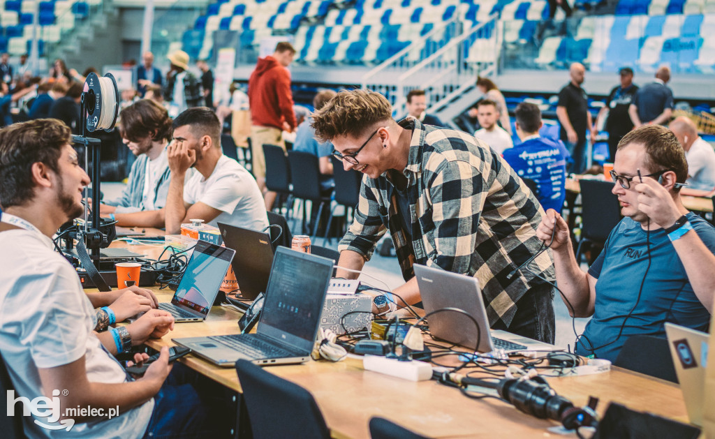 I Podkarpacki Hackathon - AviaTech Challenge