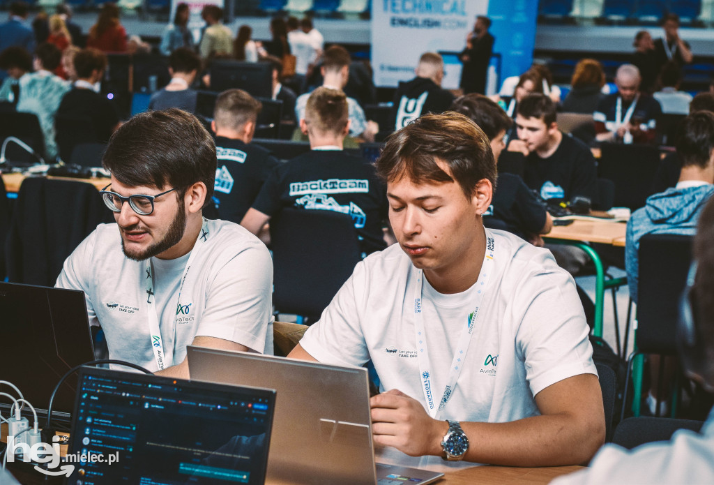 I Podkarpacki Hackathon - AviaTech Challenge