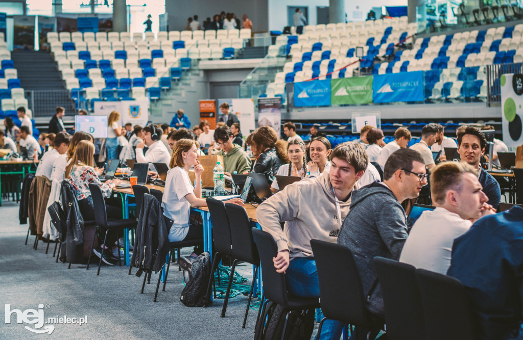 I Podkarpacki Hackathon - AviaTech Challenge