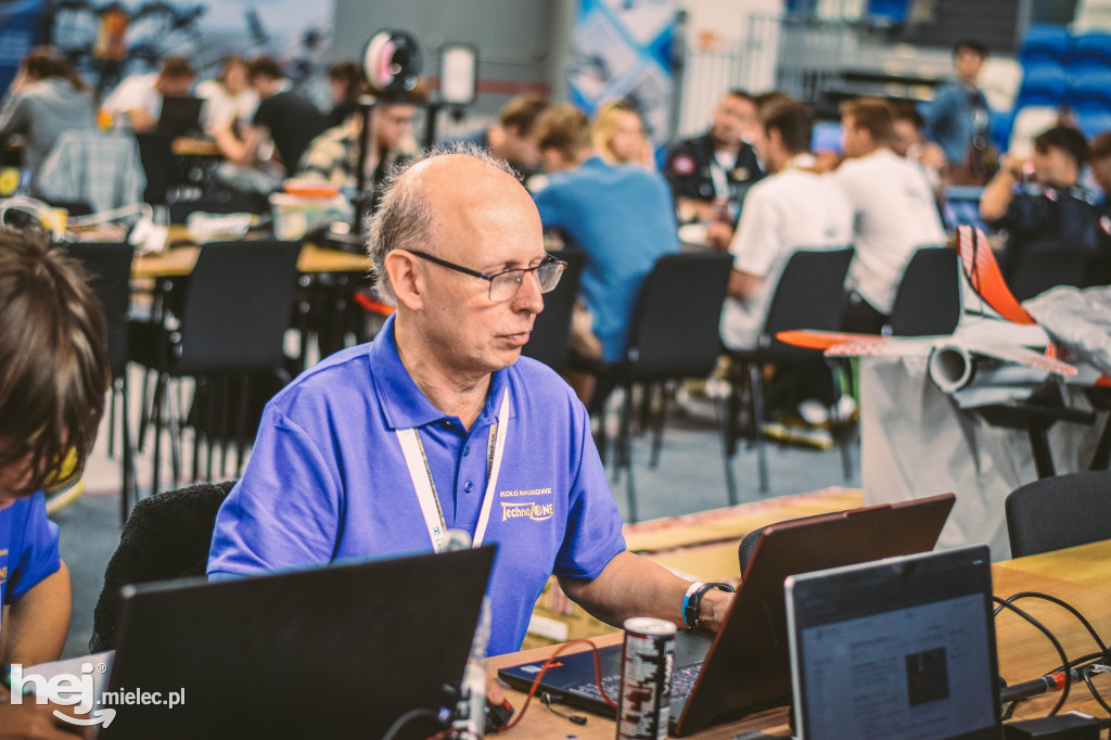 I Podkarpacki Hackathon - AviaTech Challenge