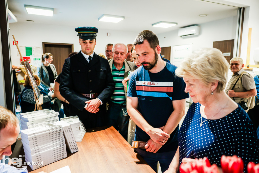 Śladem kolejki wąskotorowej spod Mielca: wystawa i promocja książki