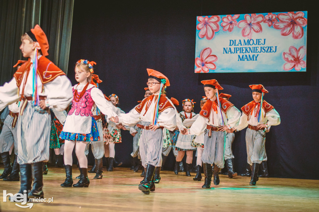 Koncert  „Dla mojej najpiękniejszej Mamy”