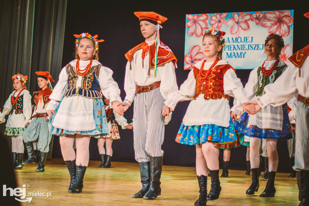 Koncert  „Dla mojej najpiękniejszej Mamy”