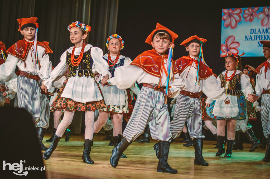 Koncert  „Dla mojej najpiękniejszej Mamy”