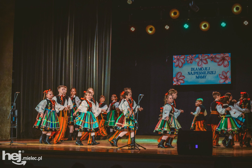 Koncert  „Dla mojej najpiękniejszej Mamy”