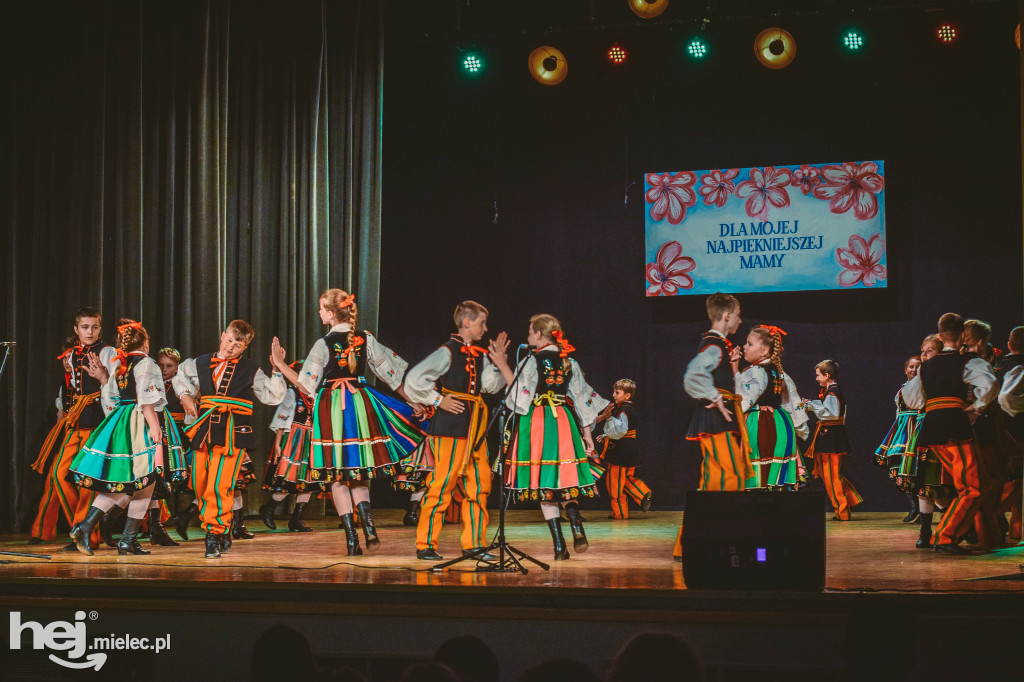 Koncert  „Dla mojej najpiękniejszej Mamy”