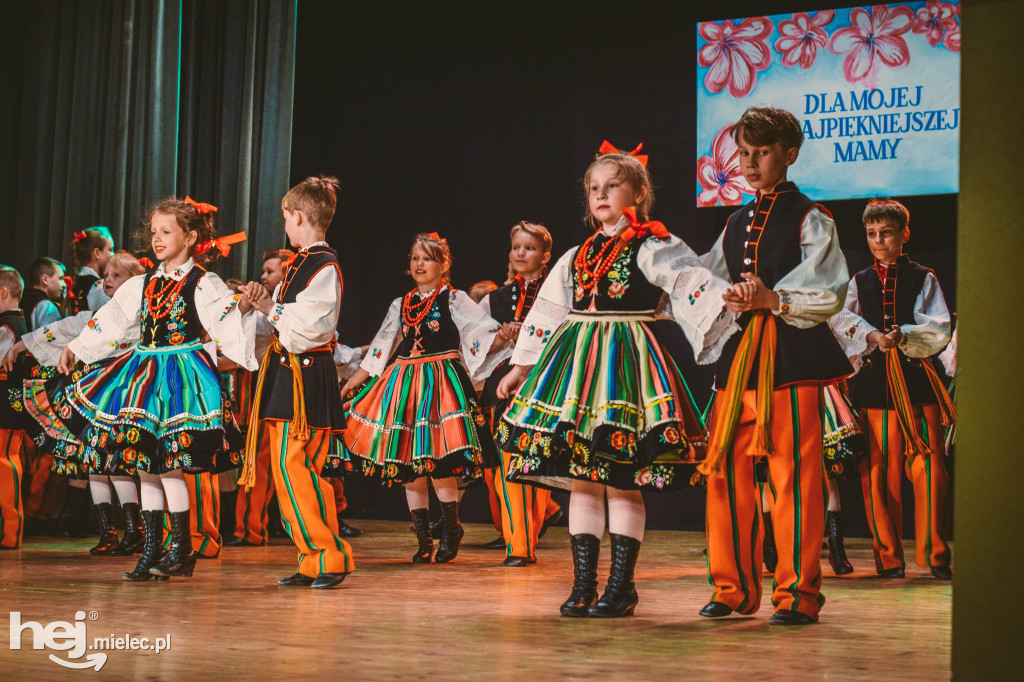 Koncert  „Dla mojej najpiękniejszej Mamy”