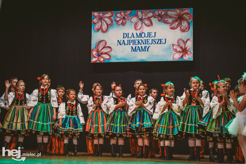 Koncert  „Dla mojej najpiękniejszej Mamy”
