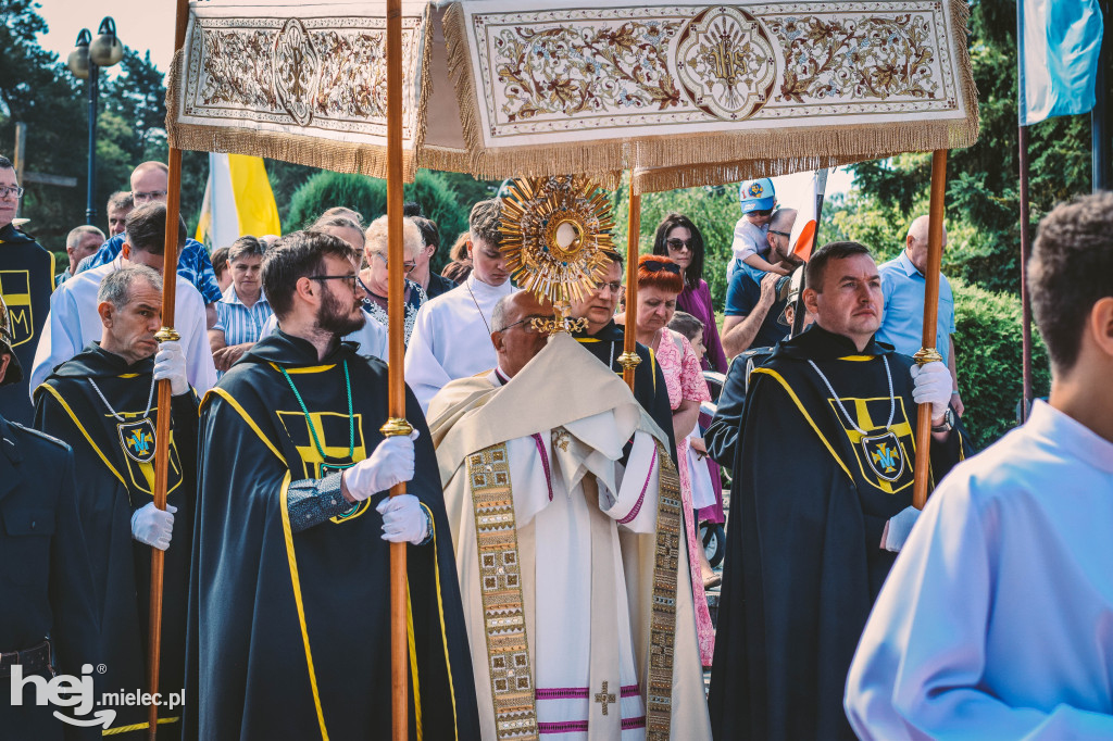 Boże Ciało. Procesja w parafii MBNP