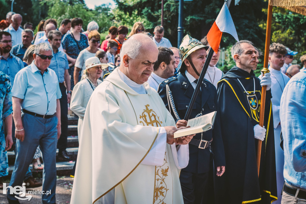 Boże Ciało. Procesja w parafii MBNP