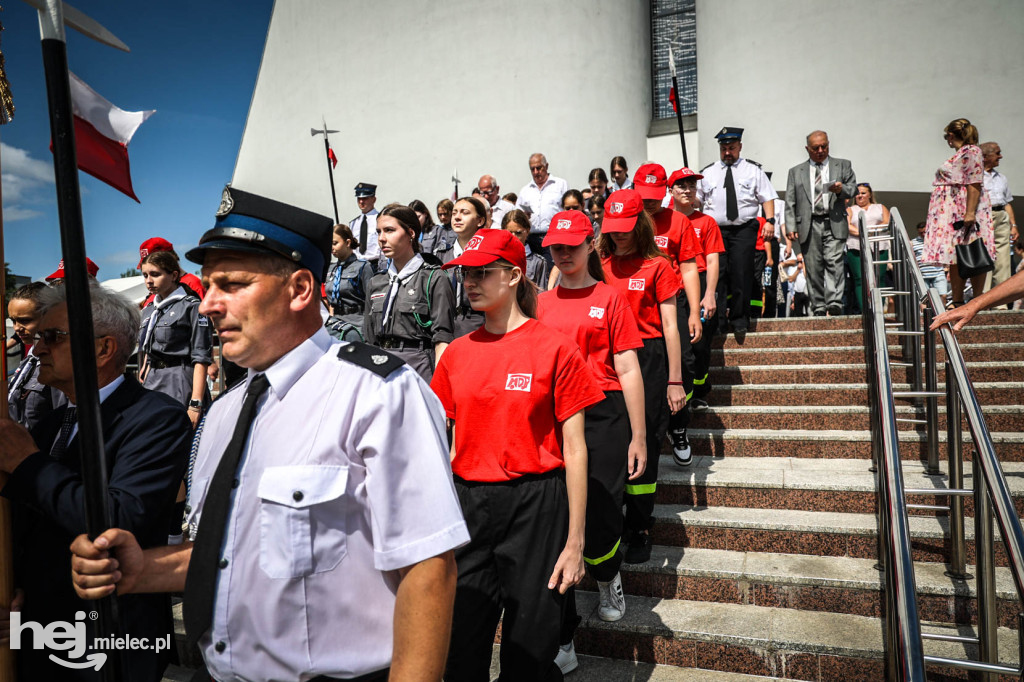 Boże Ciało. Procesja w parafii Ducha Świętego