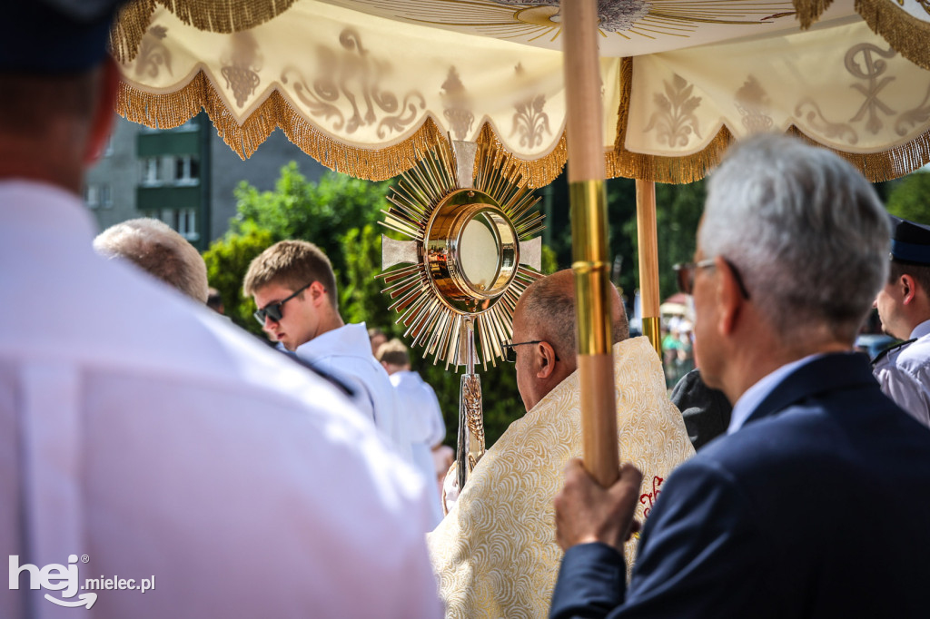 Boże Ciało. Procesja w parafii Ducha Świętego