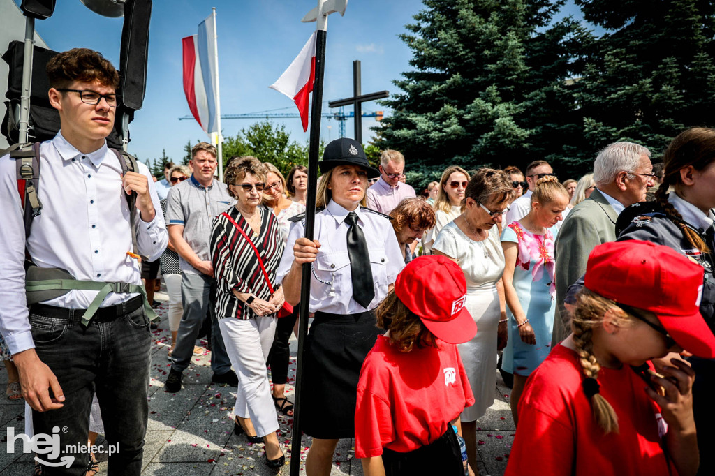 Boże Ciało. Procesja w parafii Ducha Świętego