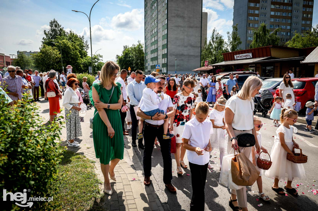 Boże Ciało. Procesja w parafii Ducha Świętego