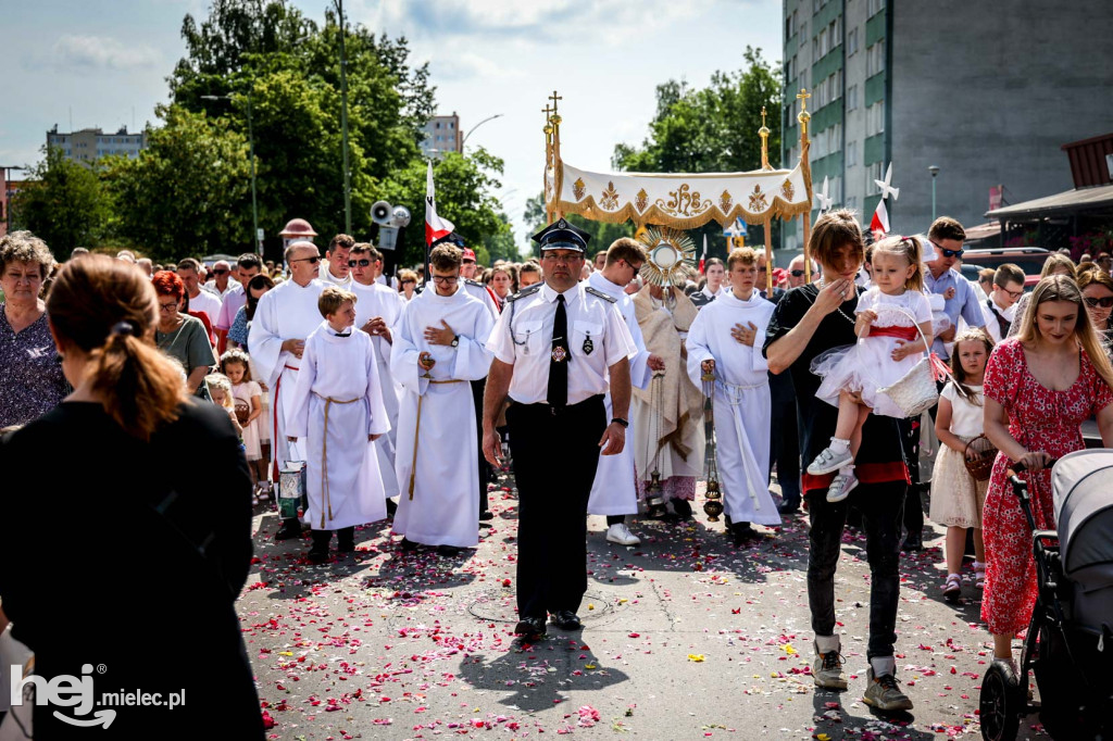 Boże Ciało. Procesja w parafii Ducha Świętego