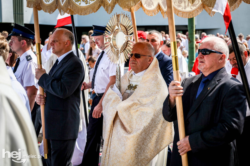 Boże Ciało. Procesja w parafii Ducha Świętego