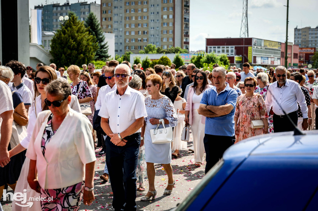 Boże Ciało. Procesja w parafii Ducha Świętego