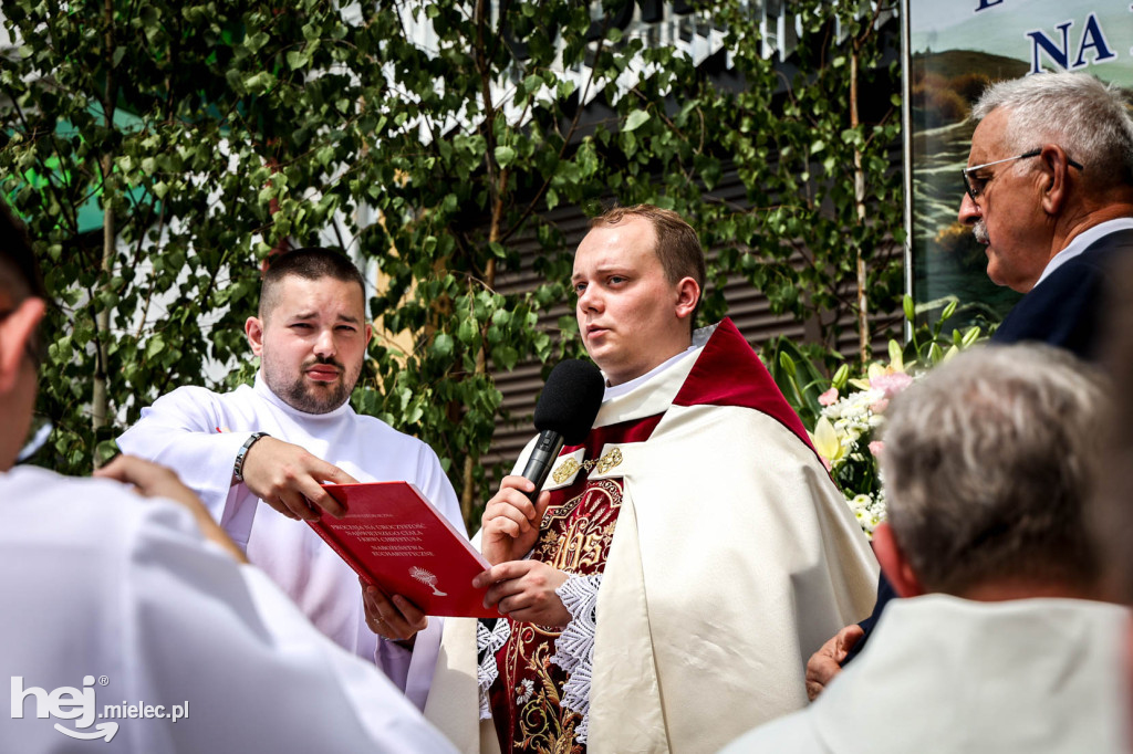 Boże Ciało. Procesja w parafii Świętego Mateusza