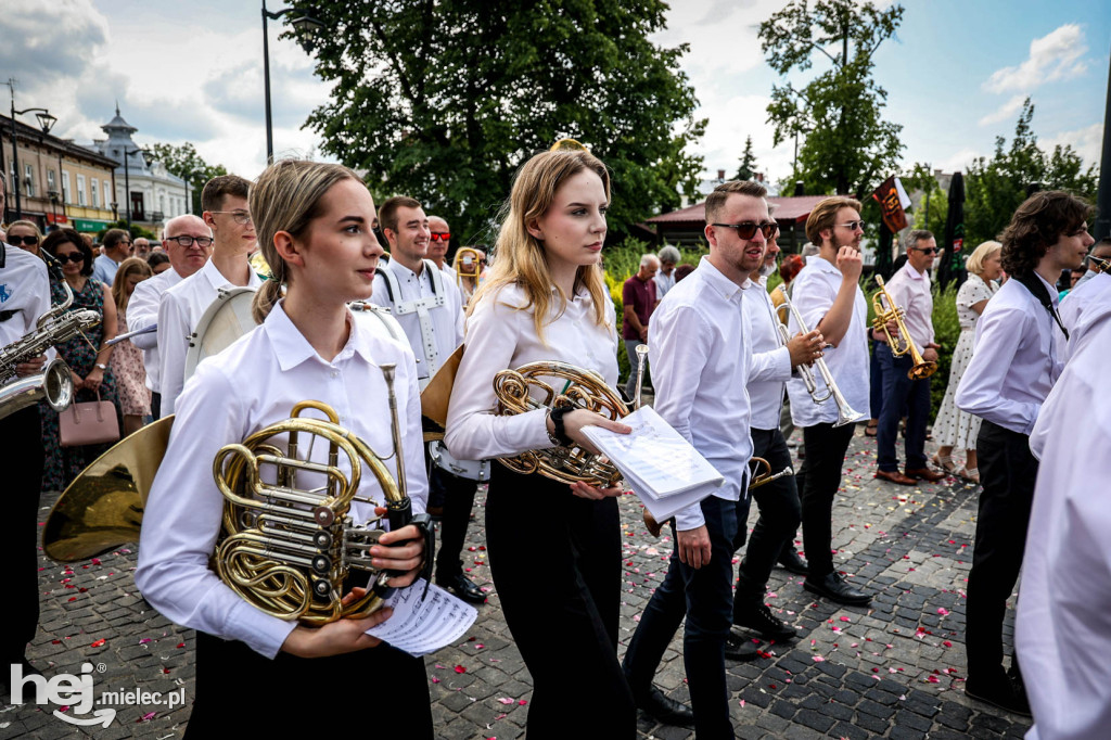 Boże Ciało. Procesja w parafii Świętego Mateusza