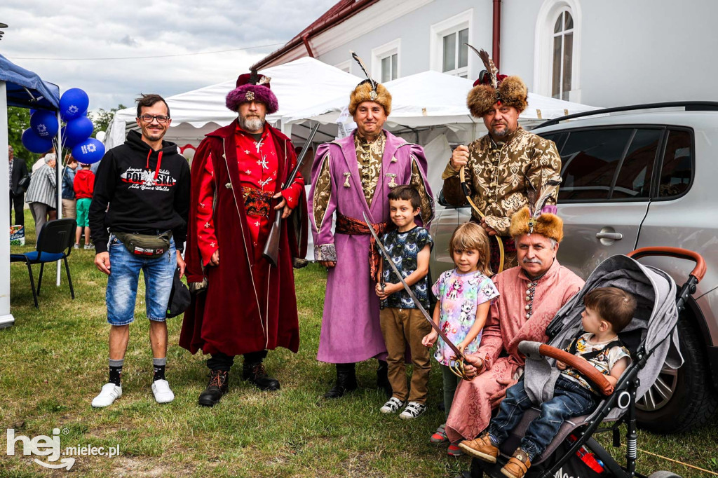 XIX Festyn Parafialny na Osiedlu Rzochów