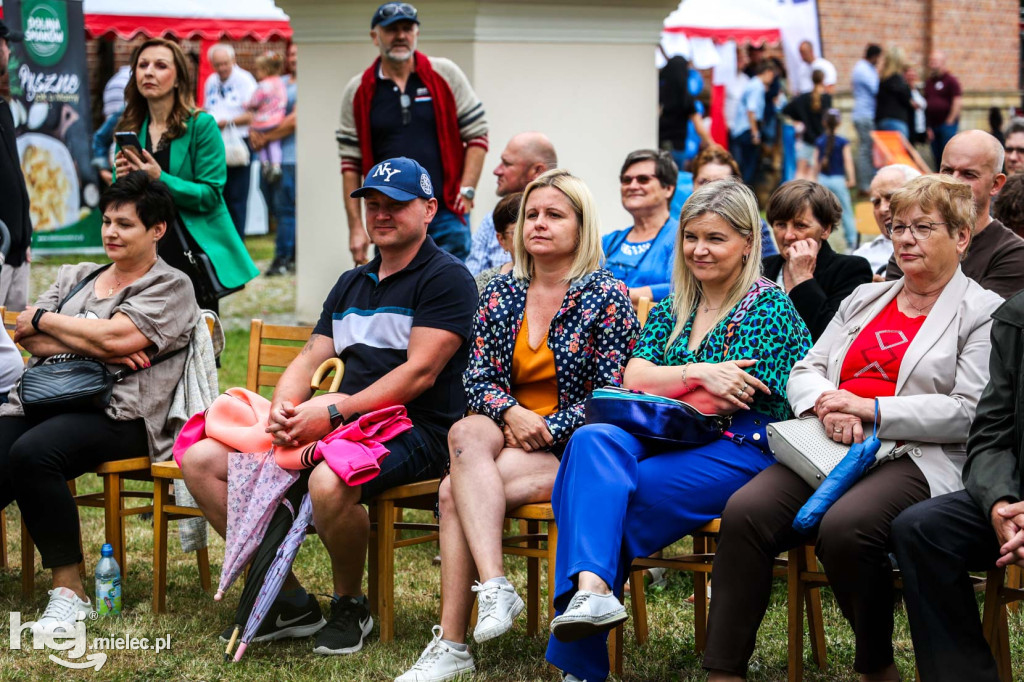 XIX Festyn Parafialny na Osiedlu Rzochów