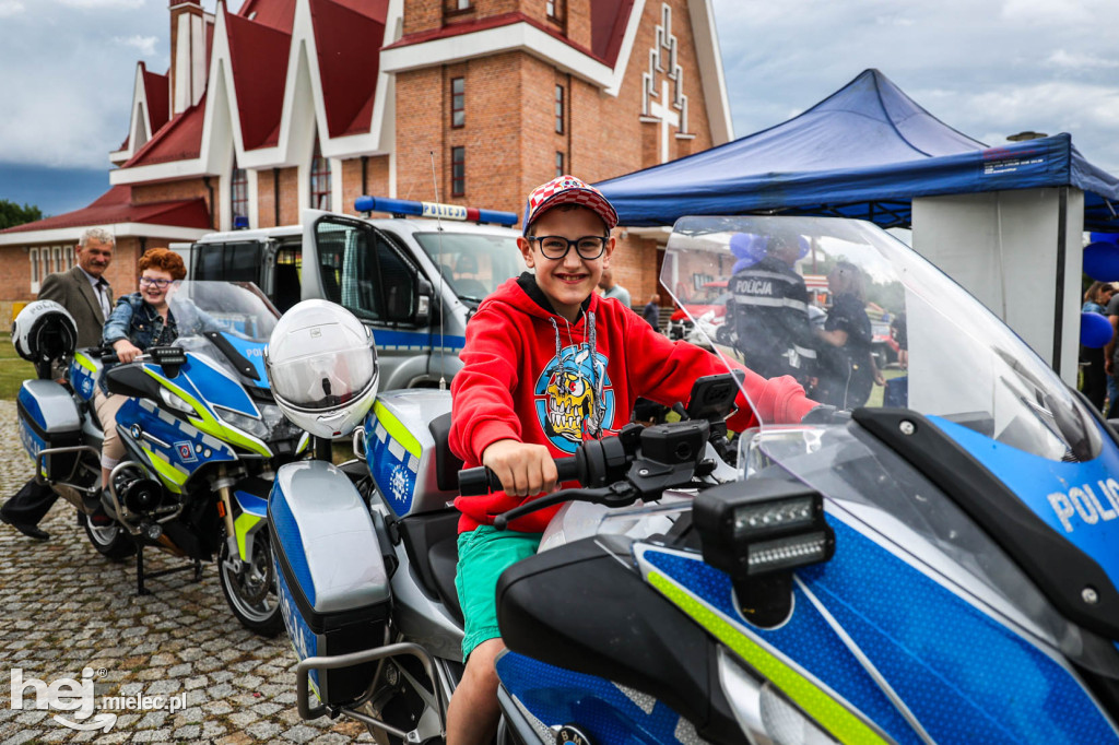 XIX Festyn Parafialny na Osiedlu Rzochów