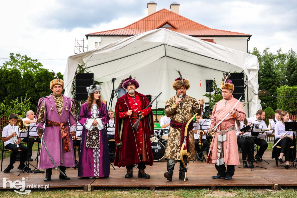 XIX Festyn Parafialny na Osiedlu Rzochów