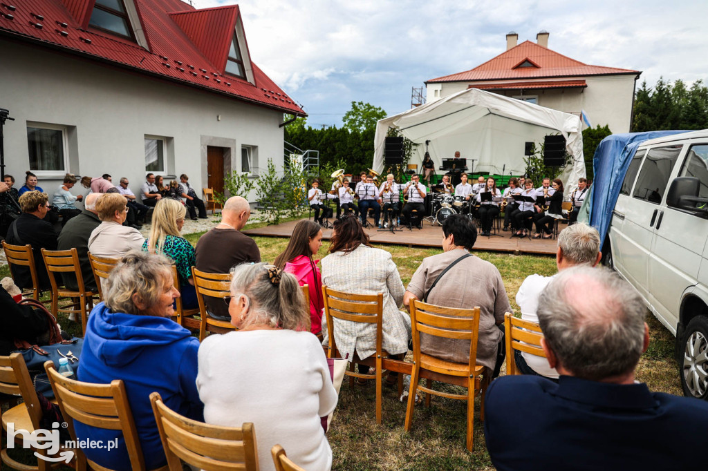 XIX Festyn Parafialny na Osiedlu Rzochów