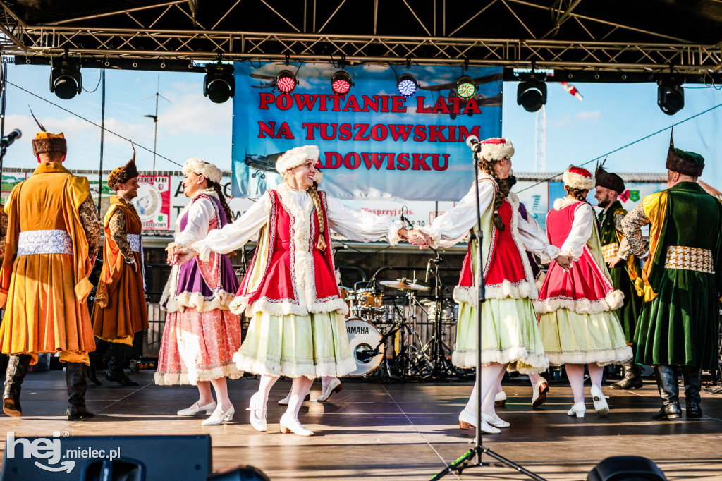 Powitanie Lata na lądowisku w Tuszowie Narodowym