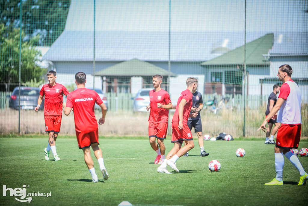 PGE FKS STAL MIELEC - RESOVIA