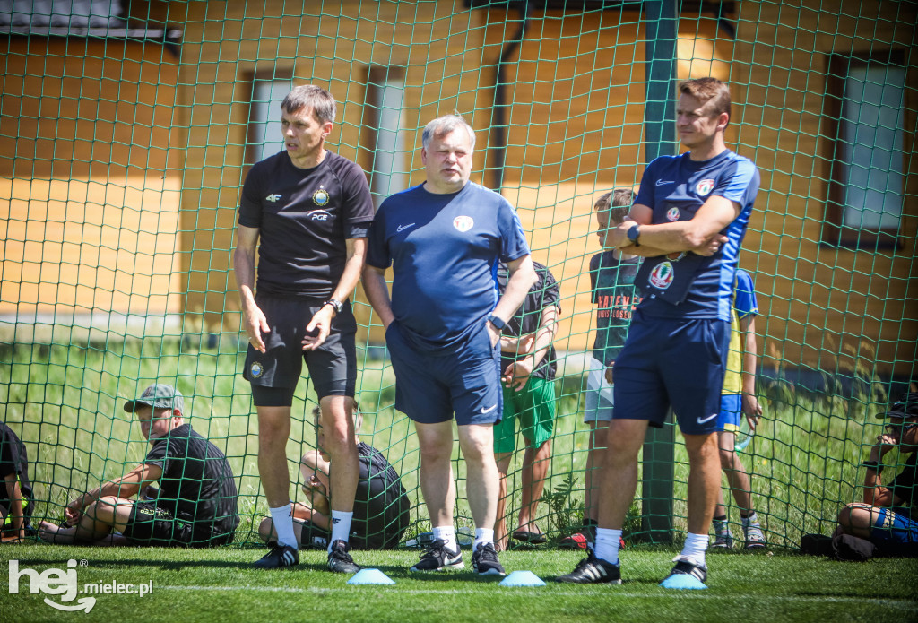 PGE FKS STAL MIELEC - RESOVIA