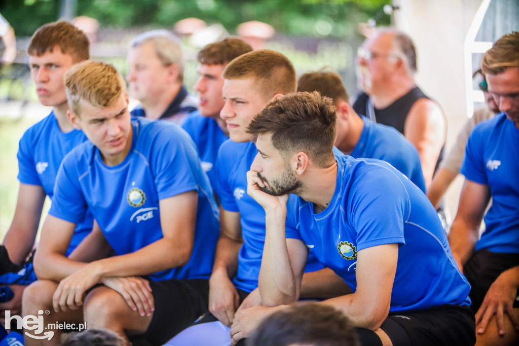 PGE FKS STAL MIELEC - RESOVIA