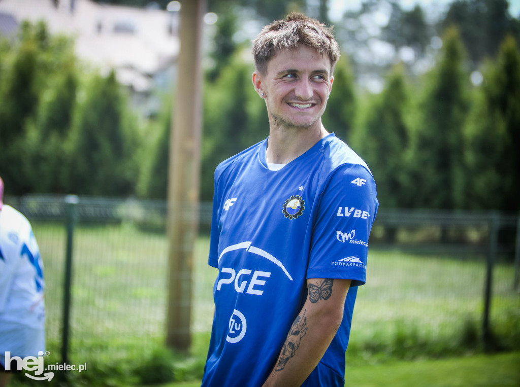 PGE FKS STAL MIELEC - RESOVIA