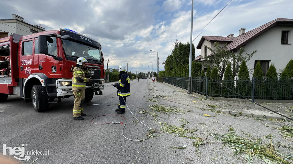 Nawałnica nad Mielcem. Sporo zniszczeń!