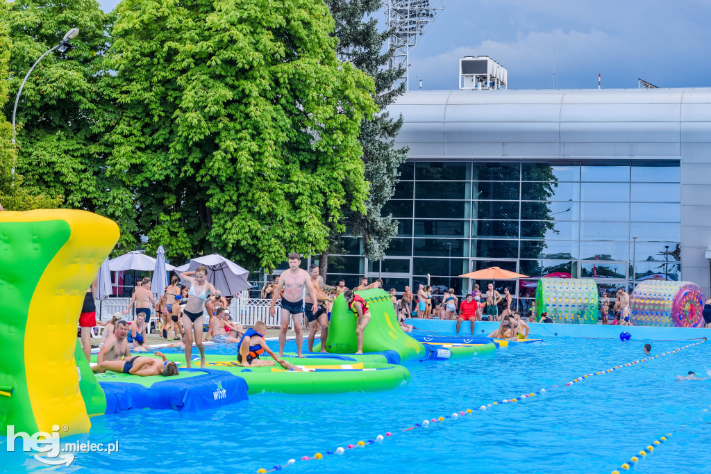 Powitanie Lata na basenach otwartych w Mielcu
