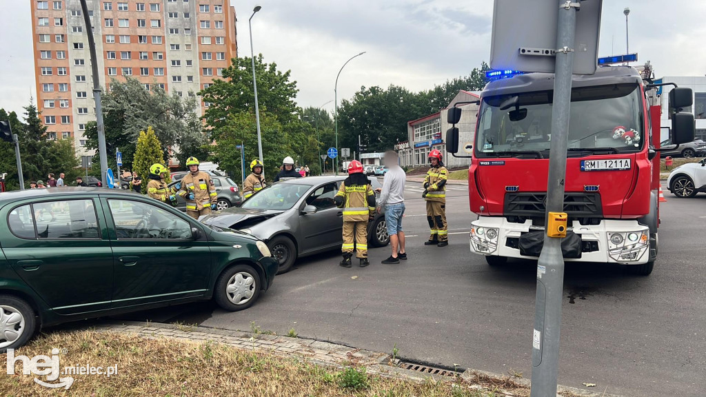 Wypadek na ulicy Sienkiewicza w Mielcu