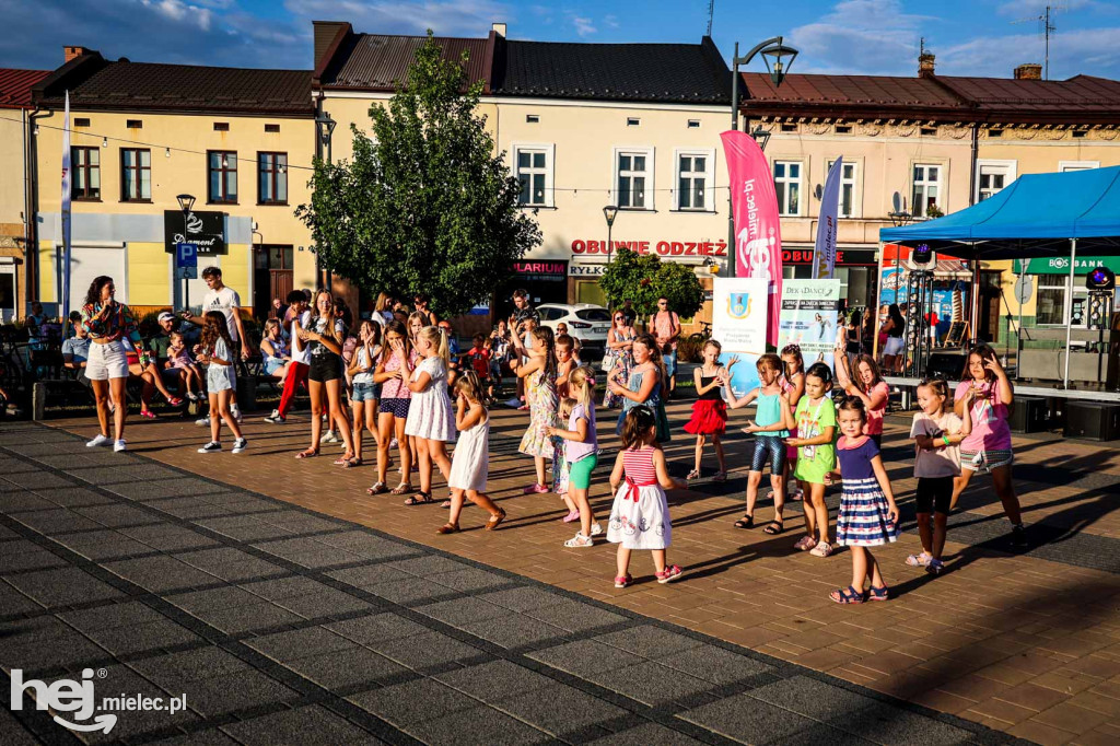 Taneczna sobota na Rynku i koncert Oliwii Miś