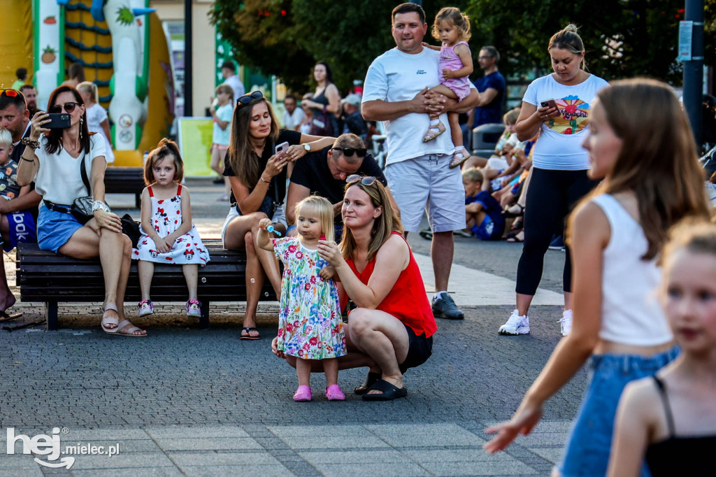 Taneczna sobota na Rynku i koncert Oliwii Miś