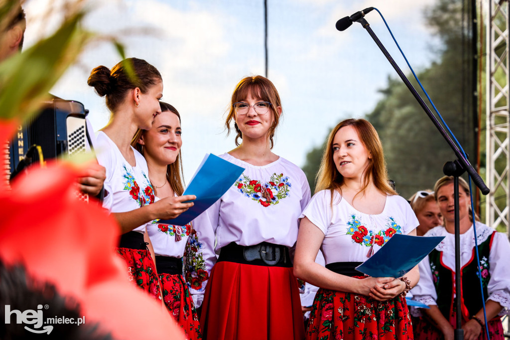 Dożynki gminy Wadowice Górne w Woli Wadowskiej