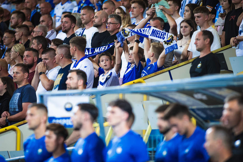 FKS Stal Mielec - Lech Poznań [KIBICE]