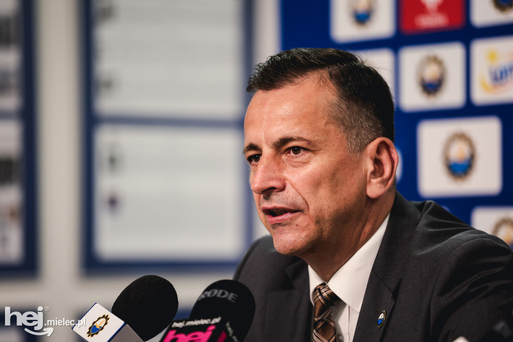 Janusz Niedźwiedź trenerem Stali Mielec