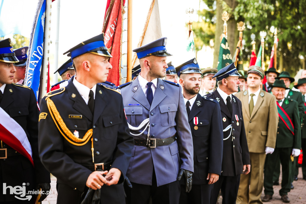 Odpustowa msza dla mundurowych i samorządowców w Chorzelowie