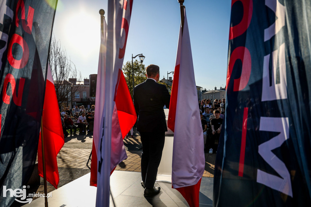 Sławomir Mentzen w Mielcu z nieformalną kampanią prezydencką