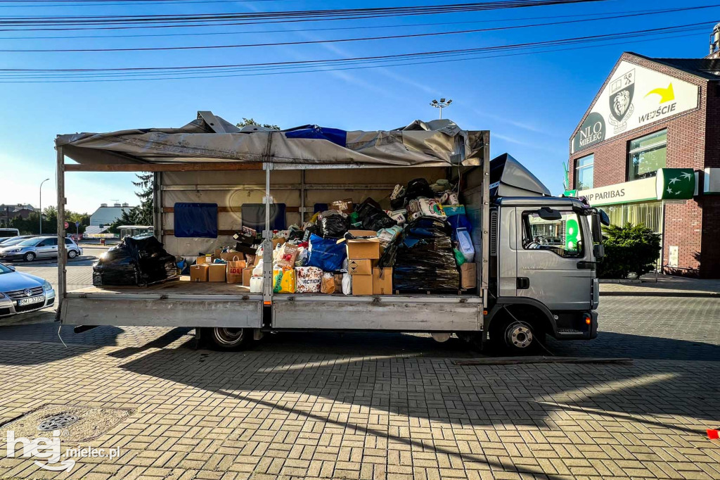 Drugi duży transport wyjechał z biura poselskiego do powodzian